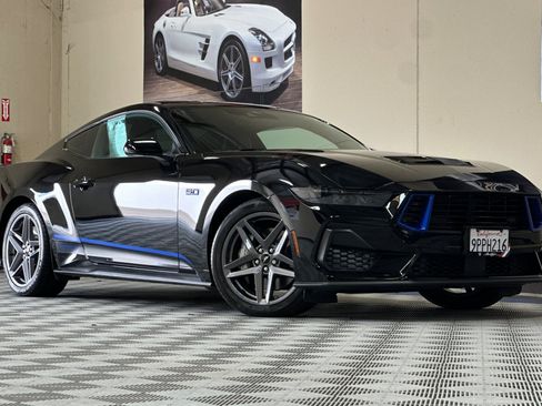 Used 2024 Ford Mustang GT Premium RWD image 2
