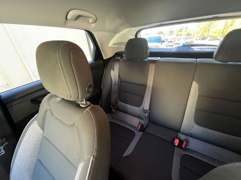 Used 2025 Chevrolet TrailBlazer LT image 35