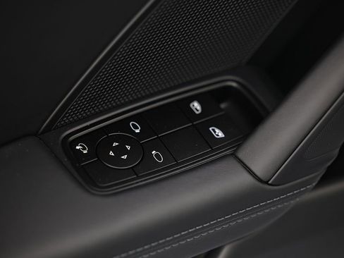 New 2026 Porsche 911 Carrera image 21