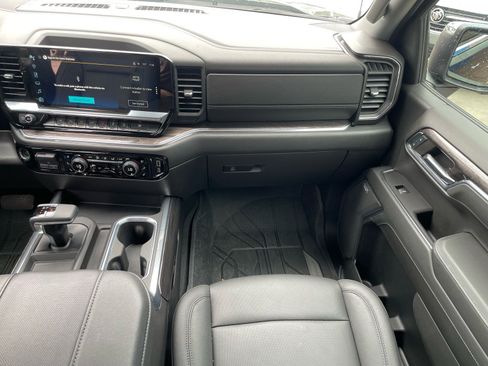 Used 2024 Chevrolet Silverado 1500 LTZ w/ LTZ Premium Package AWD/4WD image 10