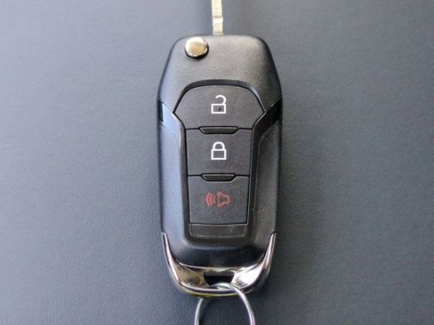 New 2026 Ford Maverick XL image 25