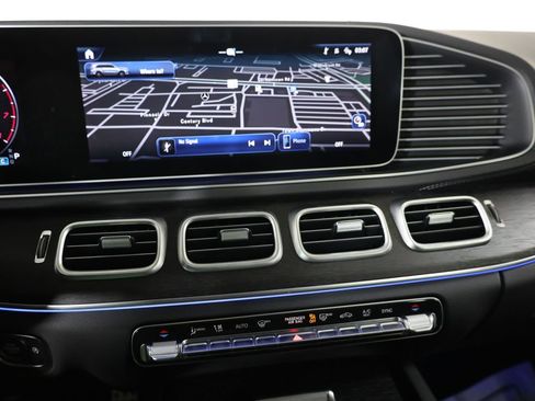 Used 2026 Mercedes-Benz GLS 450 4MATIC image 21