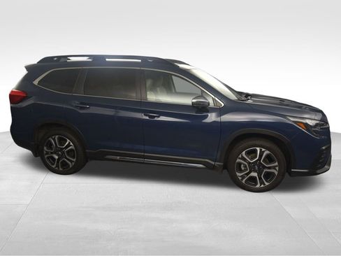 Used 2023 Subaru Ascent Limited w/ Technology Package image 10