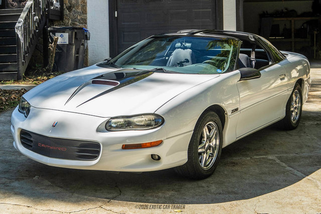Used 1998 Chevrolet Camaro Z28 w/ Preferred Equipment Group 2 RWD image 13