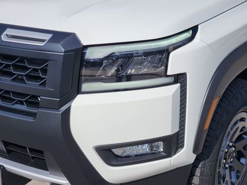 New 2026 Nissan Frontier Pro-X w/ Pro-X Convenience Package image 6