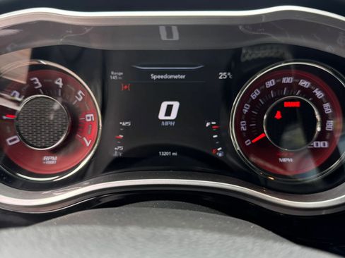 Used 2016 Dodge Challenger SRT Hellcat RWD image 14