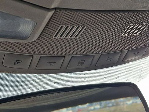 Used 2016 Ford Fusion SE w/ Equipment Group 201A image 25