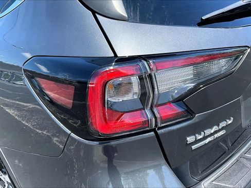 Used 2021 Subaru Outback Limited w/ Popular Package #2 image 28