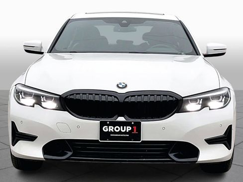 Used 2019 BMW 330i 330i w/ Driving Assistance Package image 3