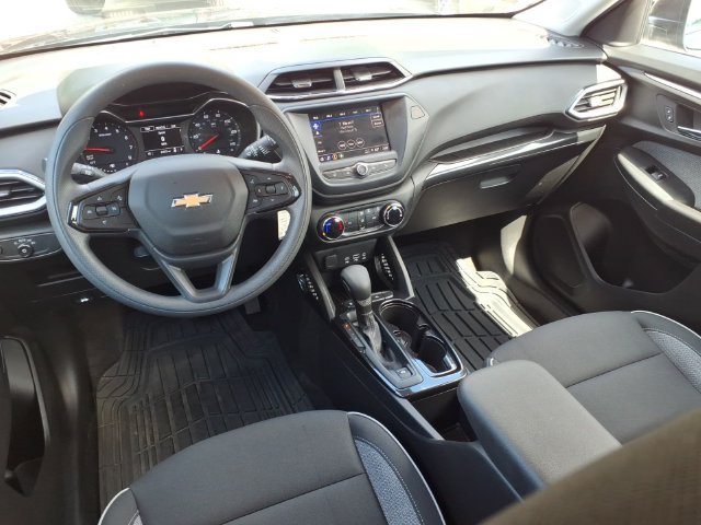Used 2023 Chevrolet TrailBlazer LS FWD image 16