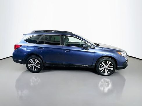 Used 2018 Subaru Outback 2.5i Limited image 5