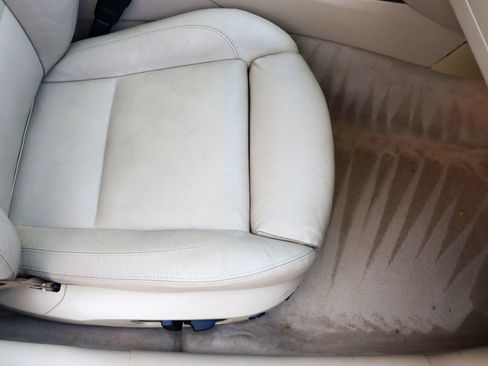 Used 2011 BMW 335i xDrive Sedan image 22