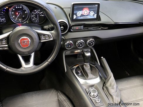 Used 2018 FIAT 124 Spider Lusso w/ Convenience Group image 16