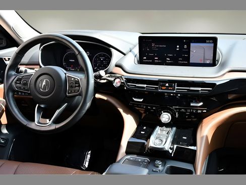 Used 2024 Acura MDX SH-AWD w/ Technology Package image 18
