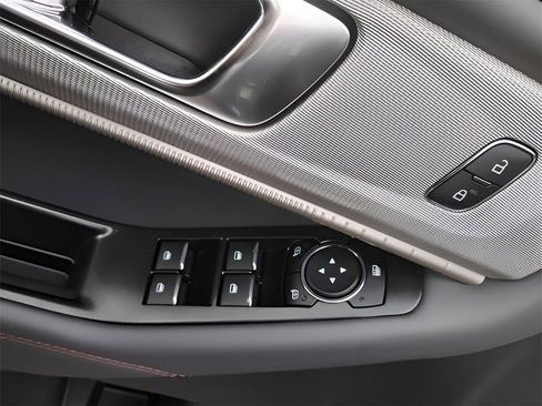 New 2026 Ford Explorer Active image 26