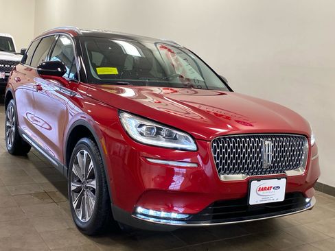 Used 2021 Lincoln Corsair Reserve w/ Equipment Group 201A image 2