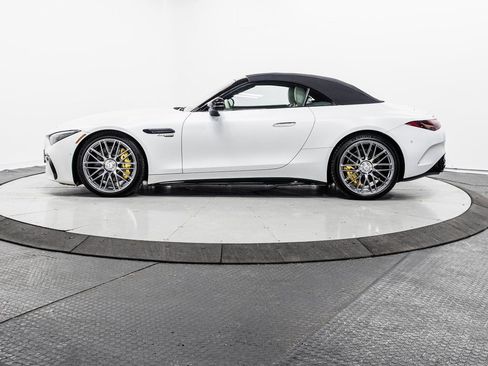 Used 2023 Mercedes-Benz SL 63 AMG 4MATIC image 4