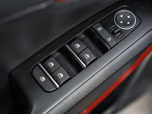 Used 2023 Kia Soul GT-Line image 33