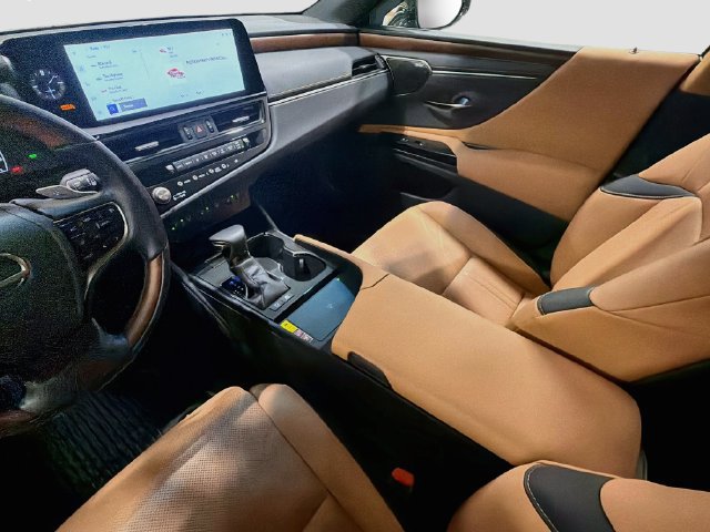 Used 2025 Lexus ES 300h Ultra Luxury w/ Accessory Package (Z2) FWD image 20