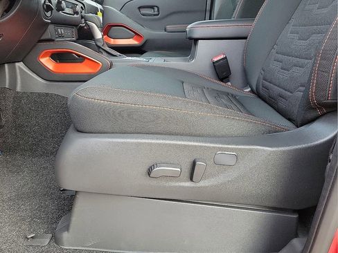 Used 2026 Nissan Frontier PRO-4X w/ Pro-4x Convenience Package AWD/4WD image 11