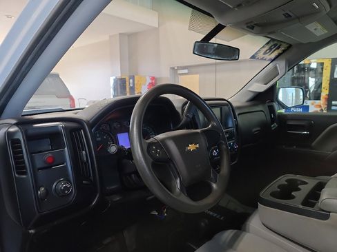 Used 2018 Chevrolet Silverado 1500 W/T w/ WT Convenience Package image 8