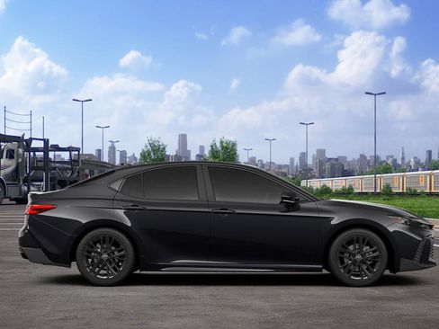 New 2026 Toyota Camry SE image 12