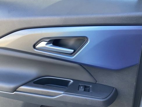 New 2026 Chevrolet Equinox EV LT w/ Convenience Package II image 23