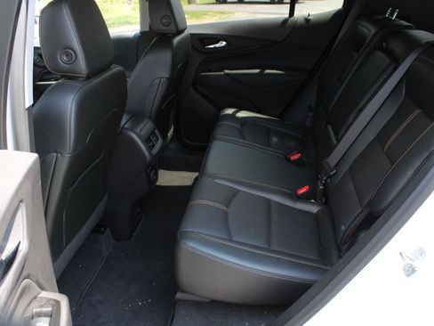 Used 2024 Chevrolet Equinox Premier AWD/4WD image 19
