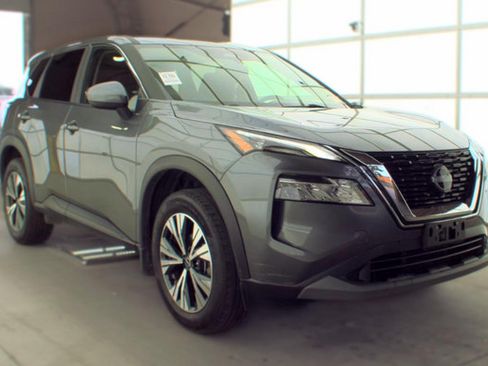 Used 2023 Nissan Rogue SV AWD/4WD image 8