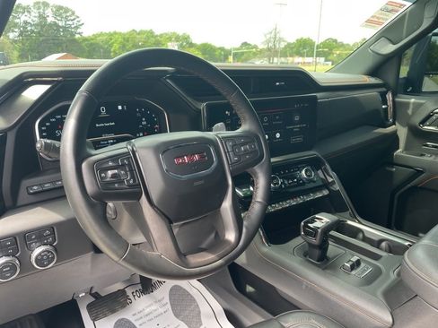 Used 2023 GMC Sierra 1500 AT4 w/ Technology Package AWD/4WD image 20