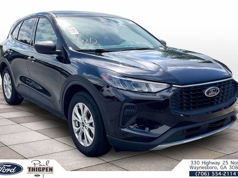 Used 2025 Ford Escape Active w/ Active Premium Tech Pack FWD image 1
