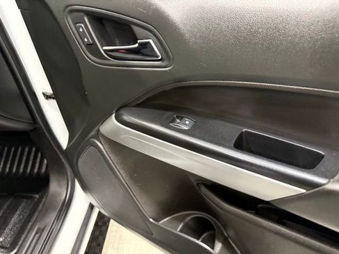 Used 2021 Chevrolet Colorado LT w/ Fleet Safety Package image 19