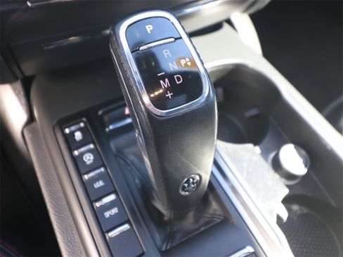 Used 2021 Maserati Ghibli S image 21