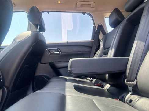 Used 2021 Nissan Rogue SL FWD image 34