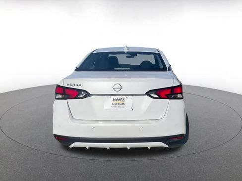 Used 2025 Nissan Versa SV image 11