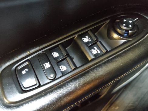 Used 2019 Jeep Compass Sport image 27