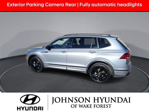 Used 2023 Volkswagen Tiguan SE R-Line image 7