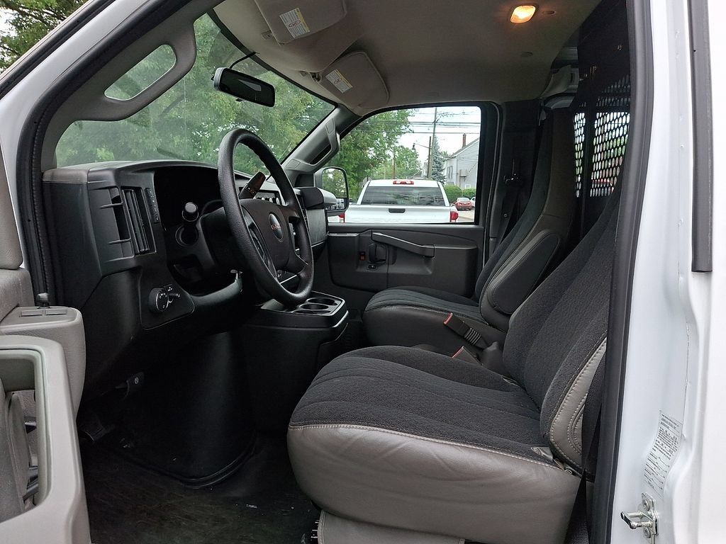 Certified 2025 GMC Savana 2500 w/ Driver Convenience Package RWD image 14