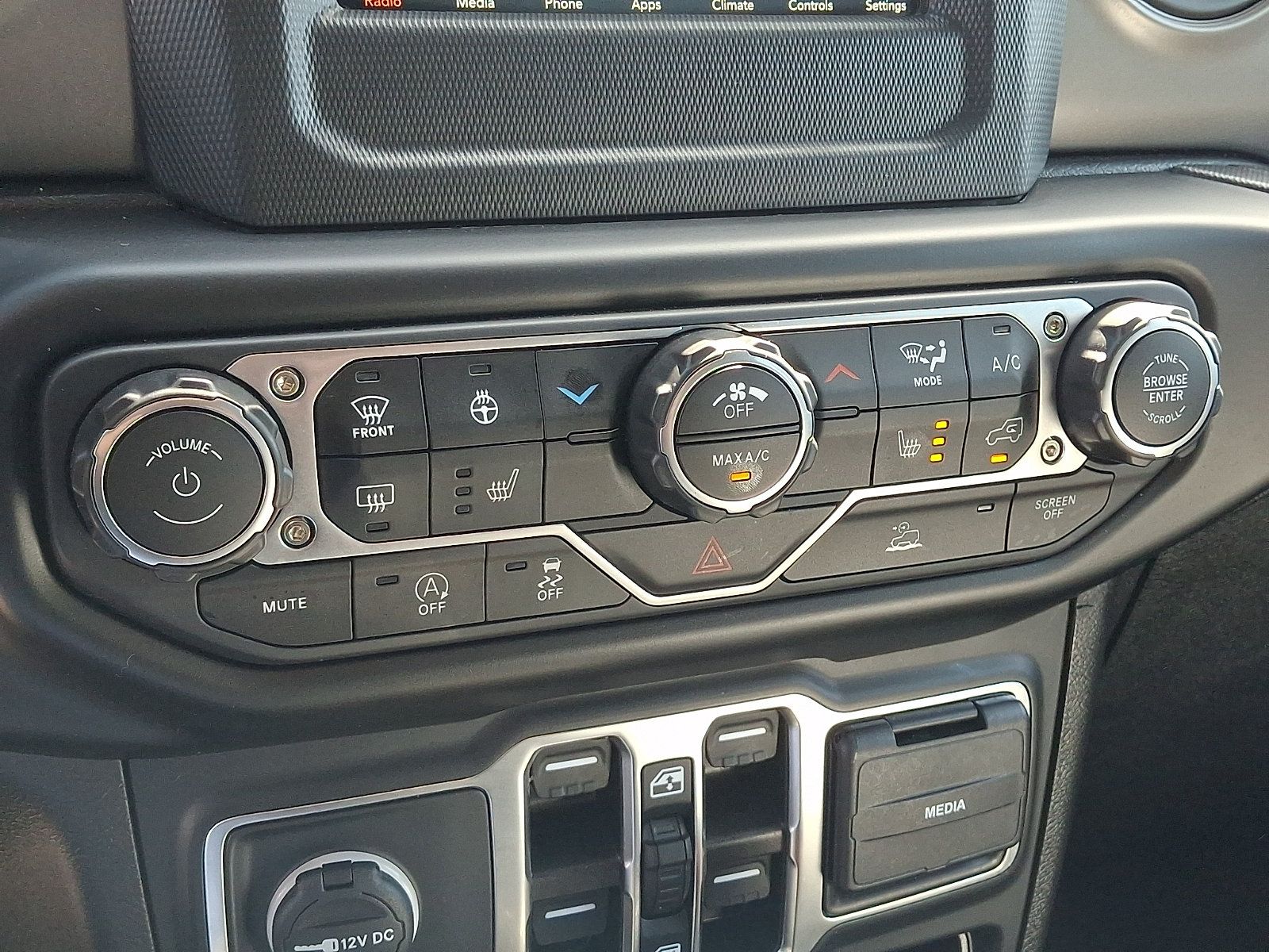 Used 2022 Jeep Wrangler Unlimited Sport AWD/4WD image 15