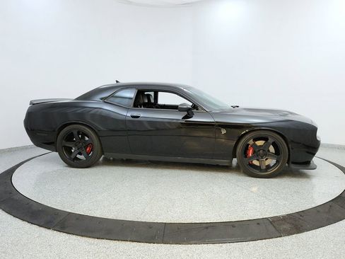 Used 2016 Dodge Challenger SRT Hellcat image 6