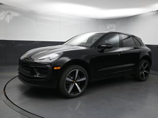 Certified 2025 Porsche Macan video 1