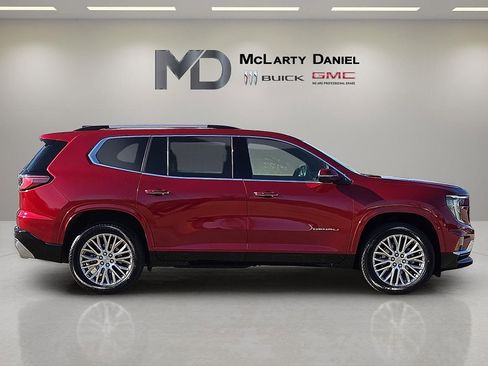 Used 2025 GMC Acadia Denali AWD/4WD image 6