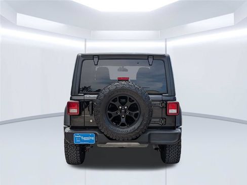 Used 2022 Jeep Wrangler Unlimited Sport AWD/4WD image 5