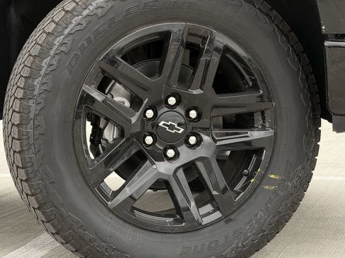 New 2026 Chevrolet Silverado 1500 LT Trail Boss w/ LT Trail Boss Premium Package image 9