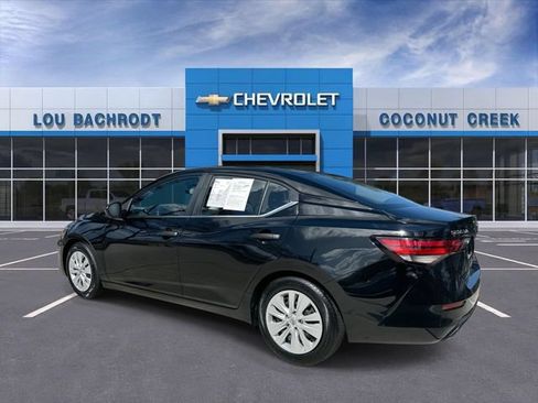Used 2024 Nissan Sentra S FWD image 6