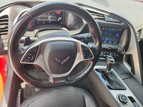 Used 2019 Chevrolet Corvette Z06 RWD image 11