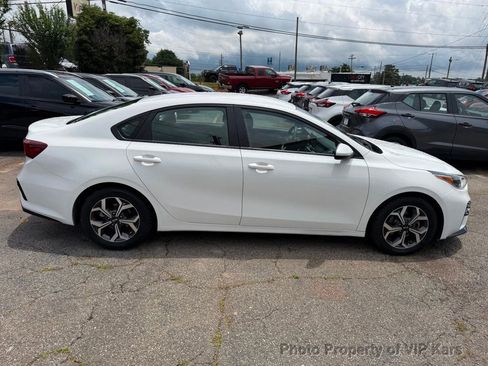 Used 2021 Kia Forte LXS FWD image 4