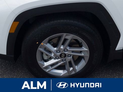 New 2025 Hyundai Tucson SE image 10