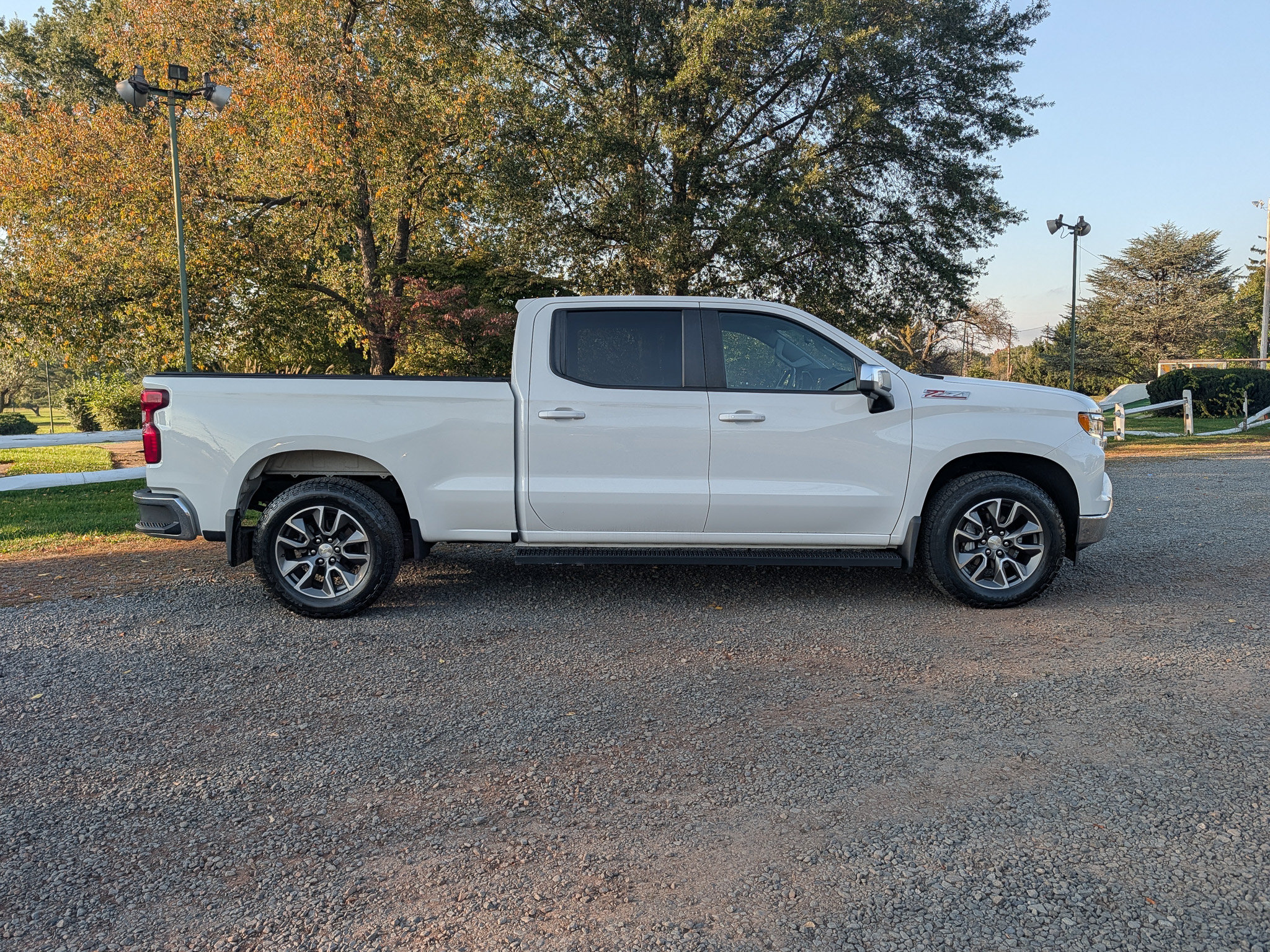 Used 2022 Chevrolet Silverado 1500 LT w/ All Star Edition Plus AWD/4WD image 4
