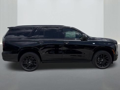 New 2026 Cadillac Escalade Sport w/ LPO, ONYX Package AWD/4WD image 4